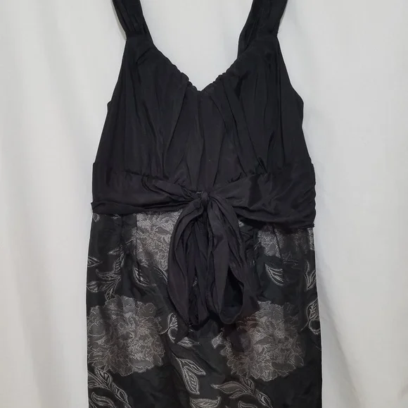 sophie max lace dress Sophee Black Lace Maxi Dress - US 8 main image 0